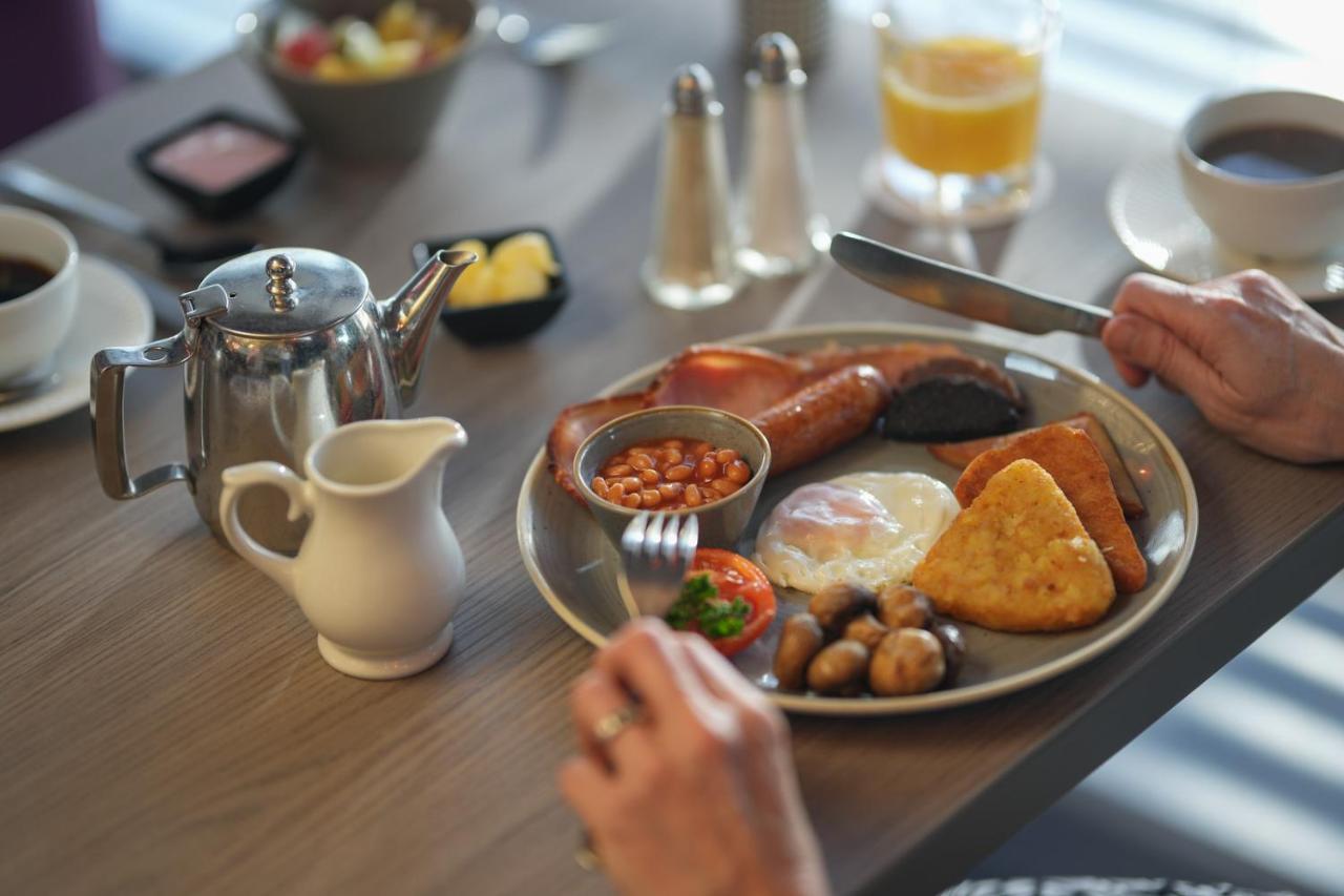 The Lodge Hotel Coleraine Esterno foto