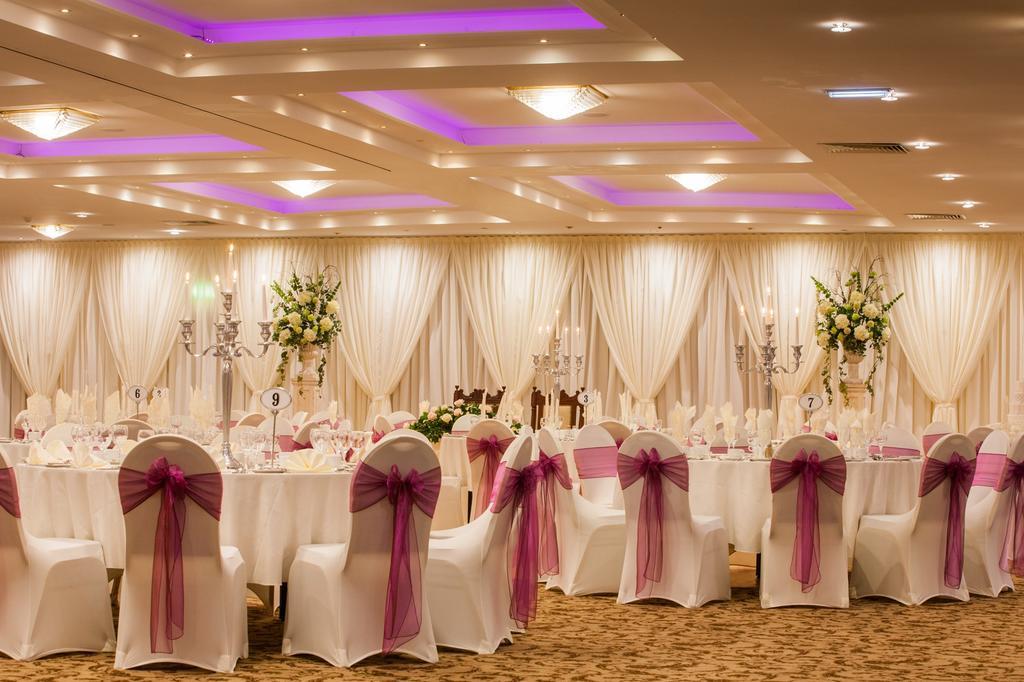 The Lodge Hotel Coleraine Esterno foto